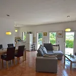 Sistak House